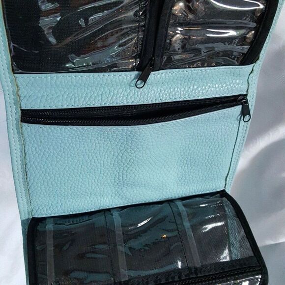 Womens Trifold Aqua Blue Wallet 8" Wide Zipper Pockets Pebbled Faux Leather - Picture 5 of 7